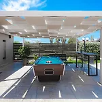 Hotel Vice 3*